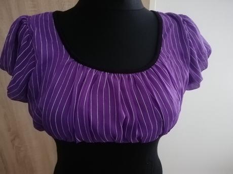 Tričko s nadýchaným výstrihom, m