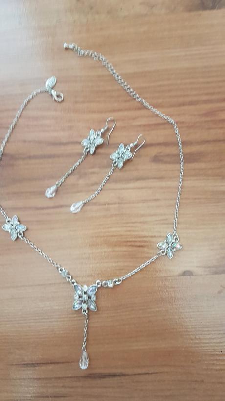 Náhrdelník+ náušnice, 