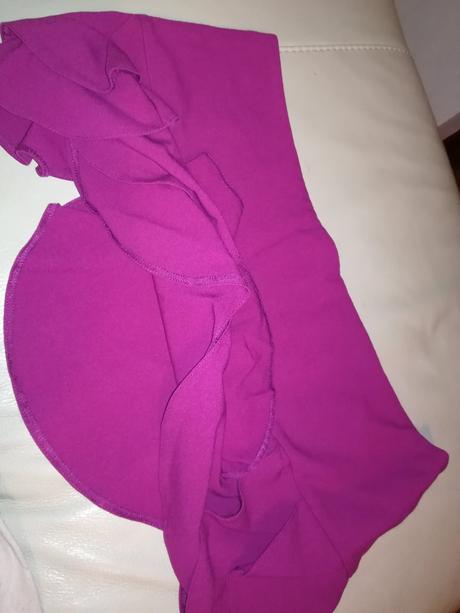 Pekná minisukna, river island,42