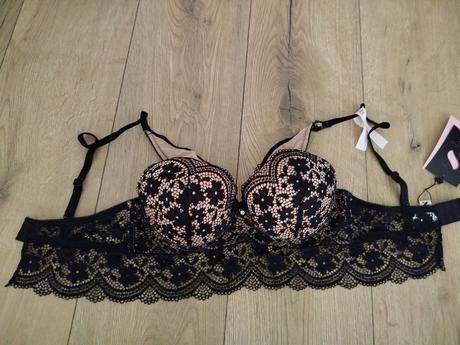 Sexi cipkovana podprsenka 70b, 70b
