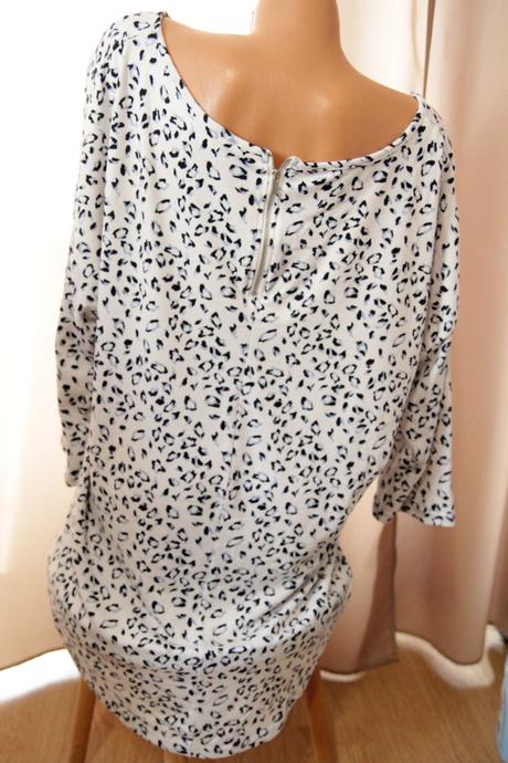 Biely leo sveter, xxxl, xxxl