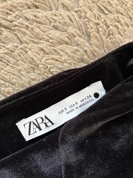 Zara zamatové šaty, zara,s