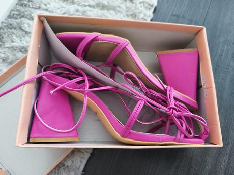 Dámske sandálky, 40