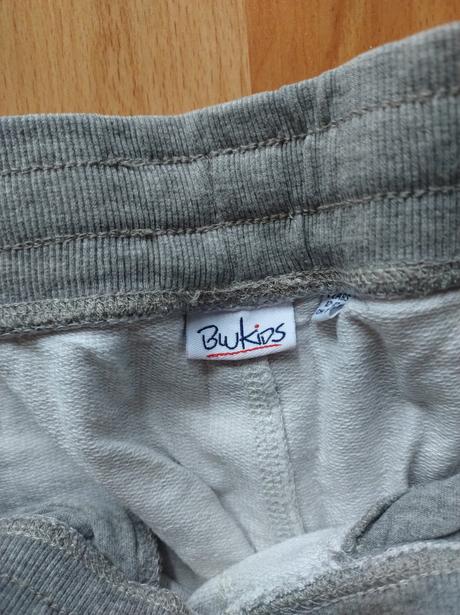 Chlapčenské tepláky, marks & spencer,158