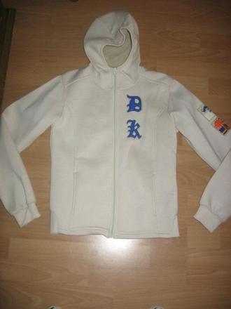 Bundomikina m, m