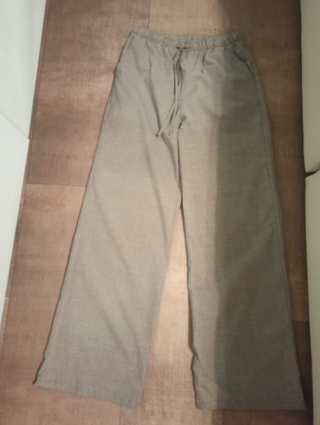 Nohavice voľné, stradivarius,xs
