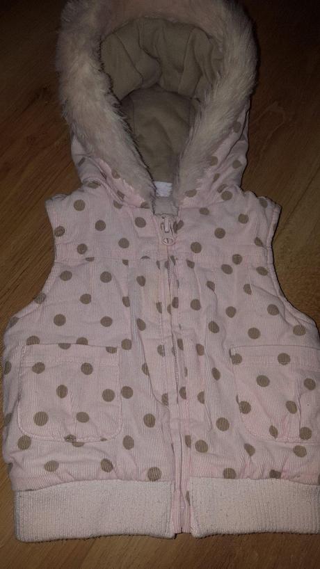 Bodkovaná vestička č.68, 68