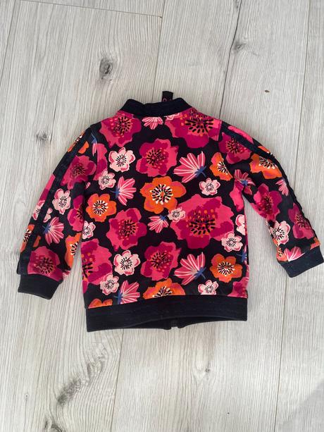 Tmavomodrá mikina s ružovými kvietkami, coccodrillo,92