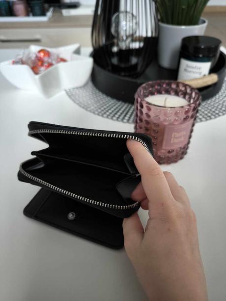 Peńaženka calvin klein - predane, calvin klein