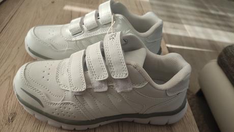 Lahulinke tenisky aj obrovske, 36 / 39 / 48