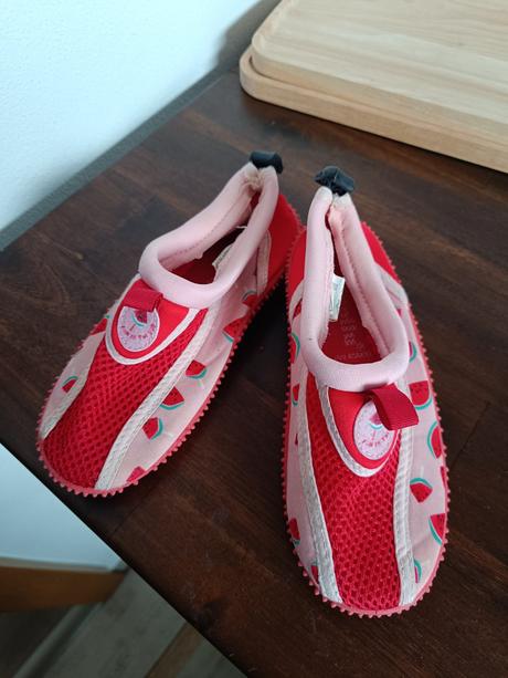 Topánky do vody, 29