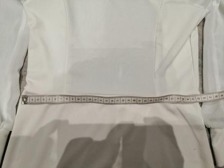 Biele šaty s priesvit. rukávmi vxs-s, xs