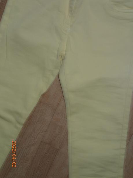 Žlté rifle 128-134, c&a,128