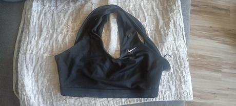 Športová podprsenka a postou nenosené, nike,l