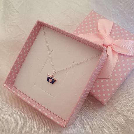 Strieborný náhrdelník korunka,