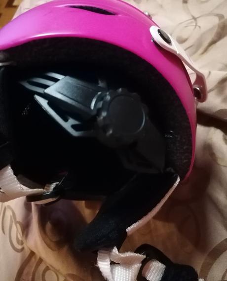 Lyžiarska prilba, s