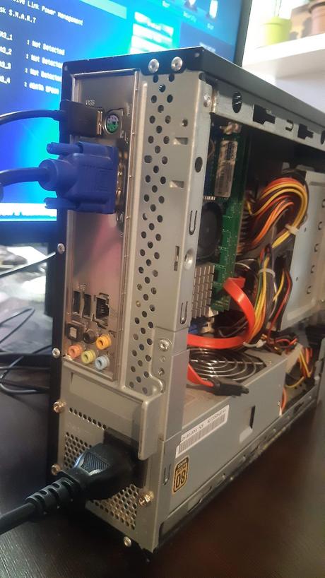 Predám pc asrock bez hdd., 