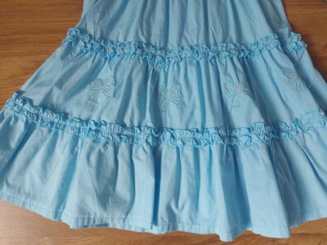 Nezabudkové šatičky, 134