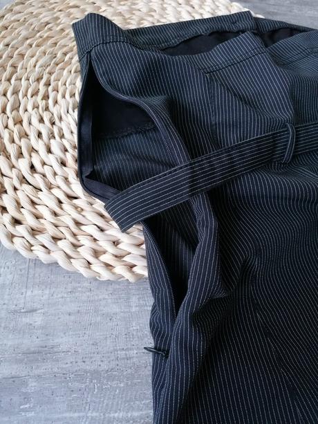 Šaty mini krátke pásikavé, s