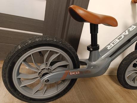 Odrážadlo racer, qplay