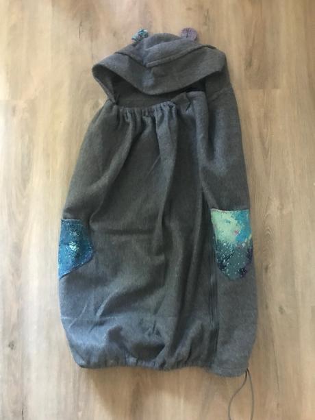 Nosiaca mikina-deka uni, 