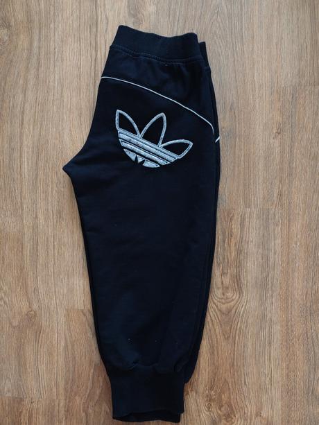 Trištvrtove, adidas,xs