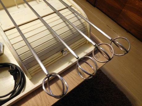 Kovové tičky na okenice na chalupu,, 