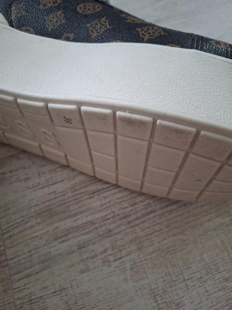 Tenisky guess, guess,39