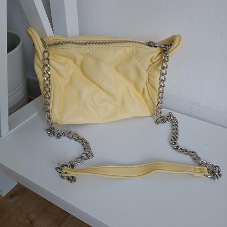 Bledožltá prešívaná kabelka stradivarius, stradivarius