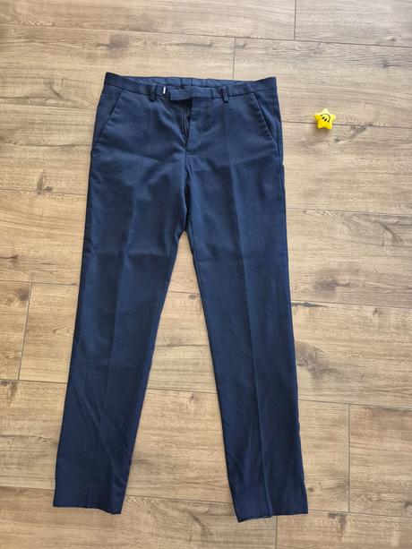 Oblekove nohavice, zara,48