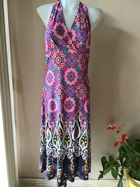 Krasne pruzne saty /94a, 40