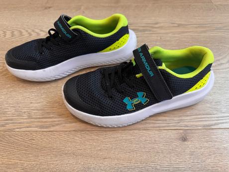 Bežecké topánky, under armour,35
