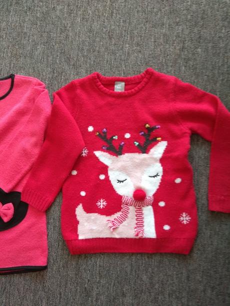 Vianocny sveter so sobom, 128