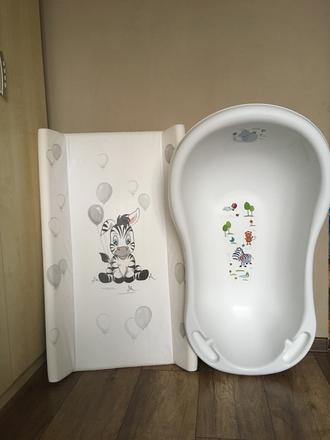 Prebaľovací nadstavec a vanička, 