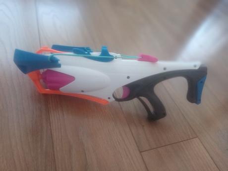 Pištoľ, kusa nerf,