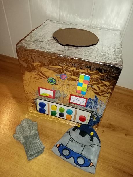 Maska na karneval robot, 