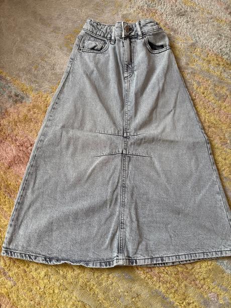 Sukna, zara,140