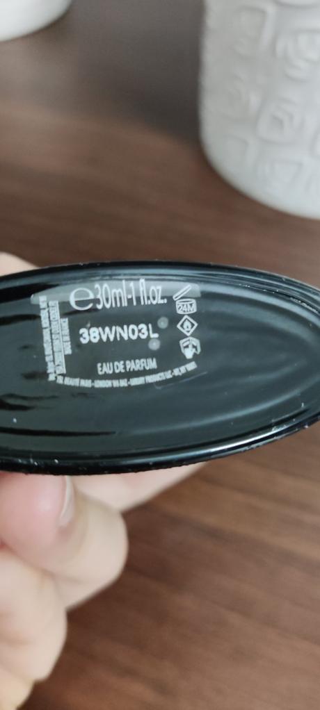 Parfum black opium ysl,