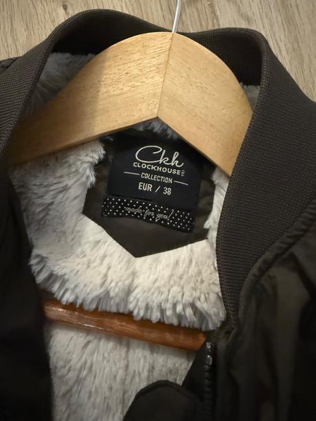Zateplená bomber bunda, clockhouse,38