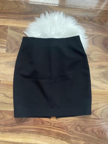 Dievčenská sukňa, s