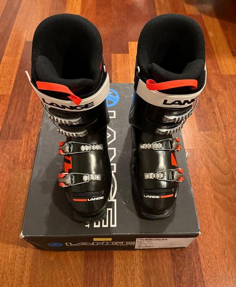 Lyziarky lange, lange,24