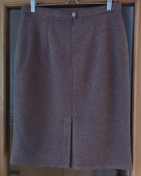 Sukňový kostým hnedý, l