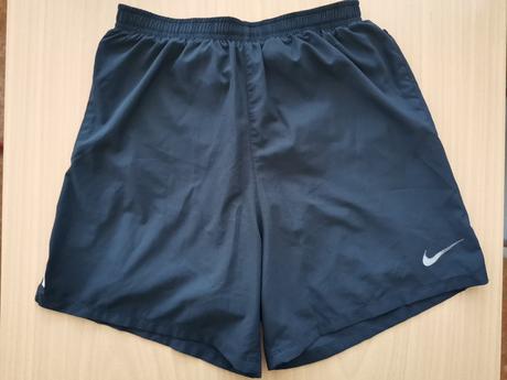 Športové kraťasy  dri-fit, nike,xs