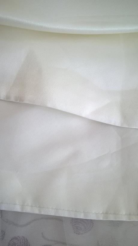 Svadobné šaty s čipkou v midi dĺžke, 42