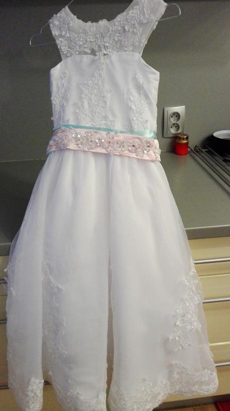 Šaty na svadbu, 128