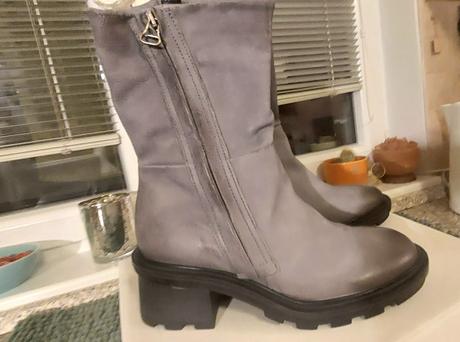 Mjus dámske čižmy, pc 179 eur, 38