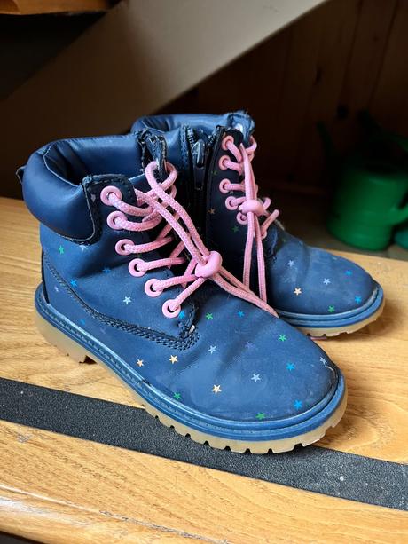 Topanky reserved 28, reserved,28