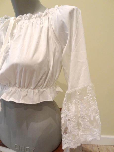 Čipkovaná blúzka crop top, m