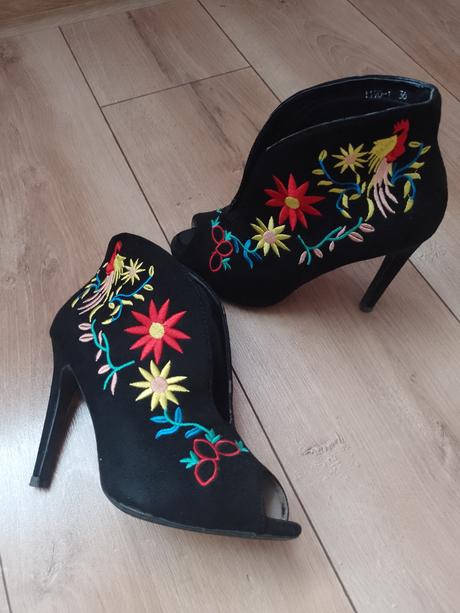 Nádherné kotníčky, super stav, 36