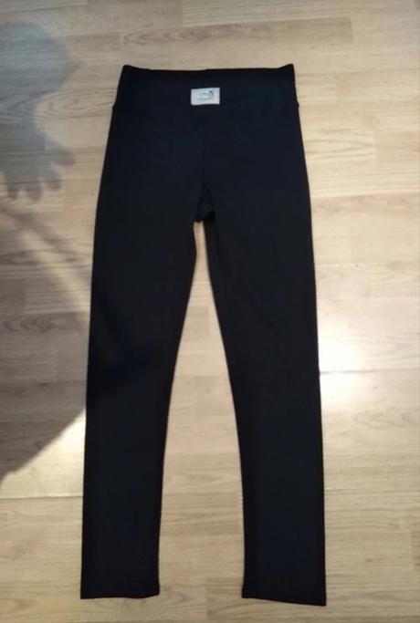 Balík oblečenia s-m, m